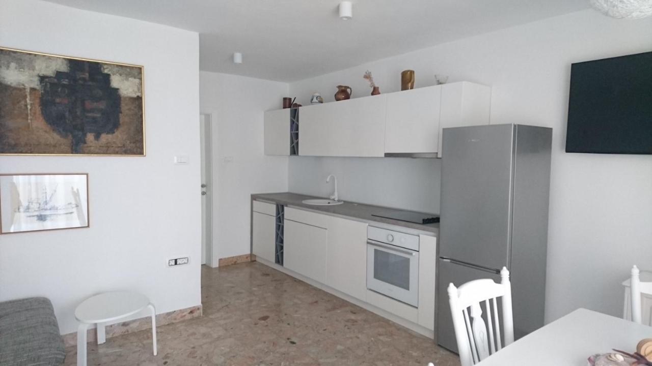 Sol Apartment Baska  Exterior photo